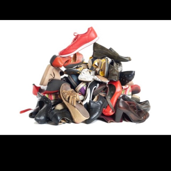 Flats, boots, loafers, flip flops, sandals, ETC... - Picture 1 of 1